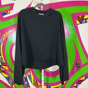 No Comment, Oversized Crop Sweatshirt. Size 3X. In excellent condition!